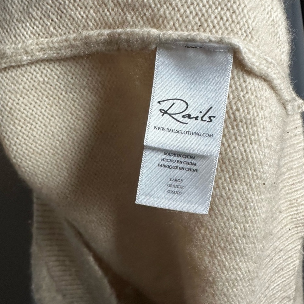 Rails Beige Star Sweater - Women's Crew Neck - Picture 4 of 8